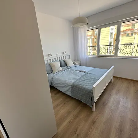 公寓 Cosy With Sea View In Complex Panorama