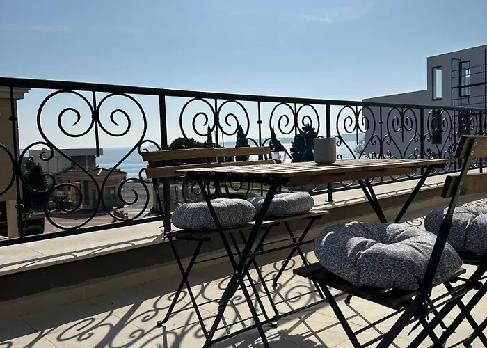 Cosy With Sea View In Complex Panorama *