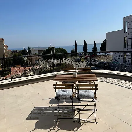 Cosy With Sea View In Complex Panorama Chernomorets