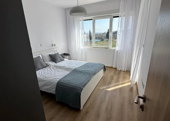 Cosy With Sea View In Complex Panorama * Chernomorets