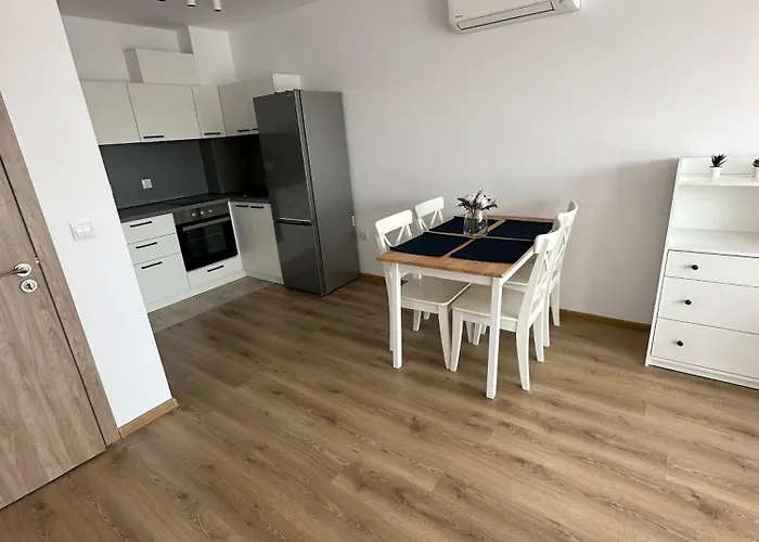 Cosy With Sea View In Complex Panorama * Chernomorets